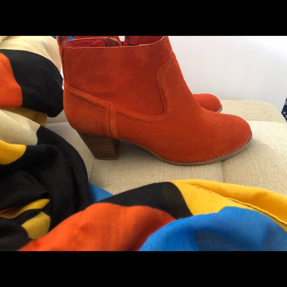 Dolce Vita booties size 8